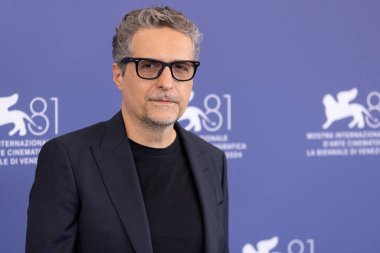 VENICE, İtalya - 28 Ağustos 2024 tarihinde Venedik, İtalya 'da düzenlenen 81. Venedik Uluslararası Film Festivali sırasında Kleber Mendonca Filho 