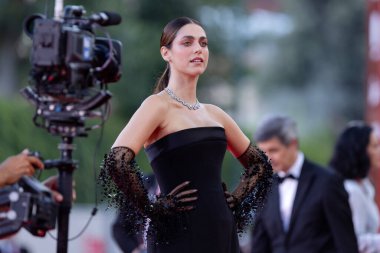 Miriam Leone, 29 Ağustos 2024 'te Venedik Uluslararası Film Festivali sırasında İtalya' nın Venedik kentinde düzenlenen 31.. 