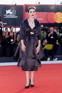 VENEDİS, İTALYA 01 Eylül 2024 tarihinde Venedik, İtalya 'da düzenlenen 81. Uluslararası Film Festivali sırasında Valentina Herszage 