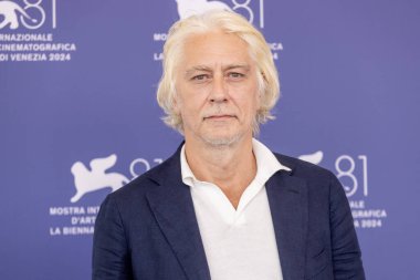 SEPTEMBER 02 Eylül 2024 tarihinde Venedik del Casino Sarayı 'nda düzenlenen 81. Venedik Uluslararası Film Festivali sırasında Tommaso Ragno, 