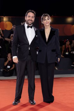 SEPTEMBER 04: Matteo Rovere ve Giulia Steigerwalt, Venedik Uluslararası Film Festivali 'nin 81. sırasında Venedik Grande' de düzenlenen 