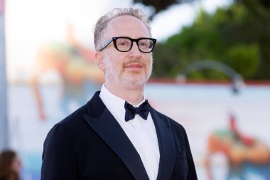 James Gray, Venedik Uluslararası Film Festivali 'nin 81. gününde İtalya' nın Venedik kenti Venedik 'teki Palazzo del Cinema' da düzenlenen Kapanış Töreni kırmızı halısına katılıyor..