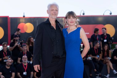 VENICE, ITALY - SEPTEMBER 06: Yngve Saether ve Hege Hauff Hvattum, İtalya 'nın Venedik kenti Palazzo del Cinema' da düzenlenen 81..