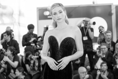 30 Ağustos 2024 'te Venedik, İtalya' da düzenlenen 81. Venedik Uluslararası Film Festivali sırasında Lili Reinhart 