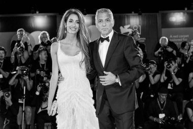Amal Ramzi Alamuddin Clooney ve George Clooney, 1 Eylül 2024 'te Venedik Uluslararası Film Festivali sırasında Venedik, İtalya' da düzenlenen 