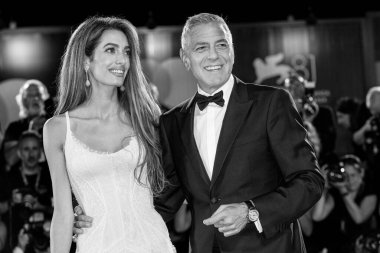 Amal Ramzi Alamuddin Clooney ve George Clooney, 1 Eylül 2024 'te Venedik Uluslararası Film Festivali sırasında Venedik, İtalya' da düzenlenen 