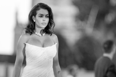 Georgina Rodriguez, Venedik Uluslararası Film Festivali sırasında 3 Eylül 2024 'te Venedik, İtalya' da düzenlenen 81..