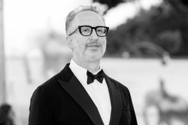 James Gray, Venedik Uluslararası Film Festivali 'nin 81. gününde İtalya' nın Venedik kenti Venedik 'teki Palazzo del Cinema' da düzenlenen Kapanış Töreni kırmızı halısına katılıyor..