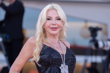 VENICE, ITALY - SEPTEMBER 06: Monika Bacardi attends the 2025 Closing Ceremony red carpet during the 82nd Venice Film Festival on September 06, 2025 in Venice, Italy.