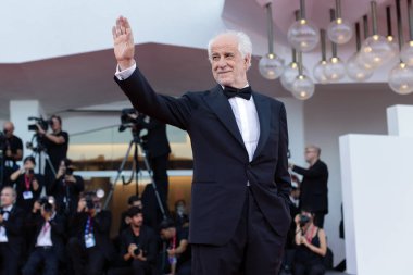 VENICE, ITALY - SEPTEMBER 06: Toni Servillo attends the 2025 Closing Ceremony red carpet during the 82nd Venice Film Festival on September 06, 2025 in Venice, Italy.