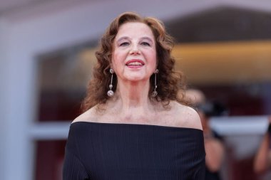 VENICE, ITALY - SEPTEMBER 05: Stefania Sandrelli attends the Nuovo IMAIE Venice Award red carpet during the 82nd Venice Film Festival on September 05, 2025 in Venice, Italy.