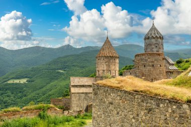 Aziz Paul ve Peter Kiliseleri ve Tanrı 'nın Kutsal Annesi, Tatev Manastırı, Syunik Eyaleti, Ermenistan