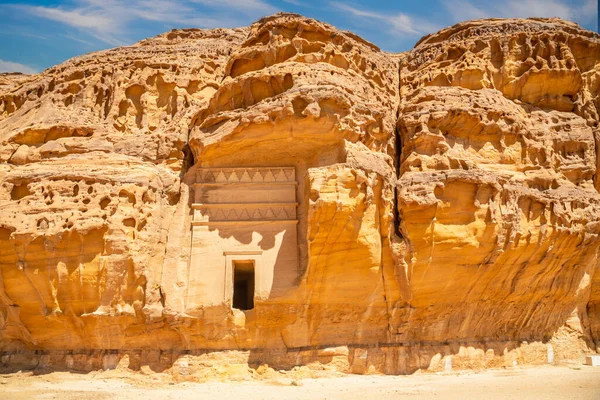 Τάφοι Jabal Ahmar Λαξευμένοι Πέτρα Ula Σαουδική Αραβία — Φωτογραφία Αρχείου