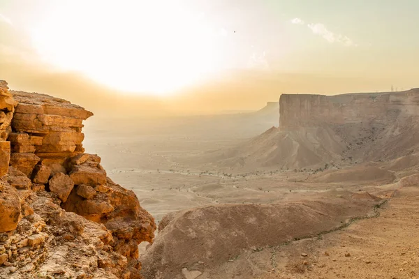 Гори Джабал Тувайк Пустельним Пейзажем Ріяд Саудівська Аравія — стокове фото