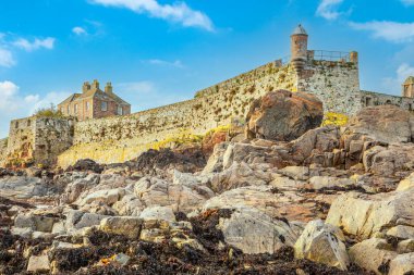 Elizabeth Castle gelgit sularında, Saint Helier, Jersey icra memuru, Kanal Adaları