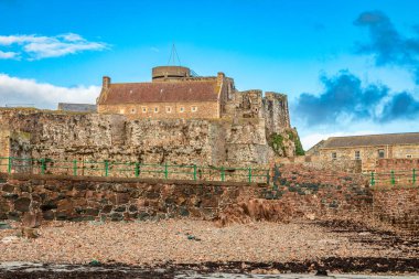 Elizabeth Castle gelgit sularında, Saint Helier, Jersey icra memuru, Kanal Adaları