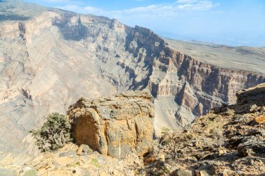 Umman 'ın panoramik manzarası, Balkon yürüyüş yolu, Jabal Akhdar Dağları, Umman