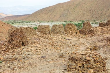Kadim taş arı kovanları mezarları, El-Ayn yakınlarındaki arkeolojik alan, Sultan Umman.