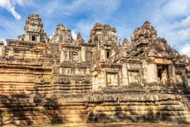 Antik Hindu Ta Keo khmer Shiva tapınağı duvarları ve kuleleri, Angkor, Siem Reap, Kamboçya