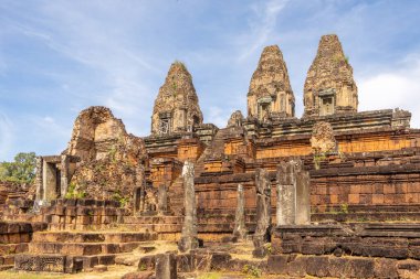 Antik Hindu Pre Rup khmer Shiva tapınağı duvarları ve kuleleri, Angkor, Siem Reap, Kamboçya