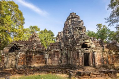 Antik Hindu Ta Som Khmer harabe tapınağı ormanlarda gizlenmiş Angkor Arkeoloji Parkı, Siem Reap, Kamboçya