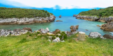 Buelna, Sahil ve Kayalıklar, Cantabrian Denizi, Buelna, Llanes, Asturias, İspanya, Avrupa