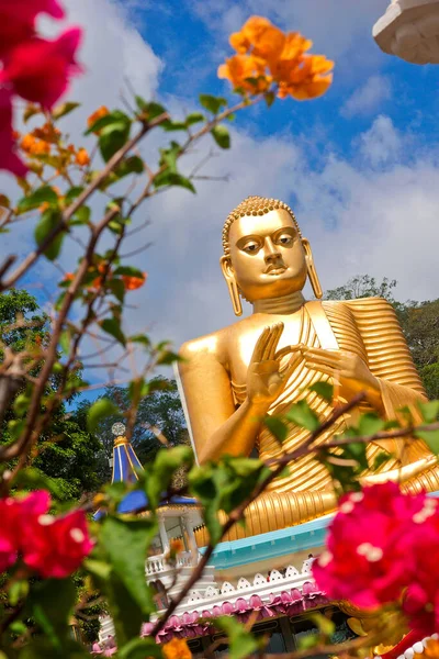 Golden Buddha Statue, Golden Temple of Dambulla, Dambulla Cave Temple, UNESCO World Heritage Site, Kandy Province, Sri Lanka, Asia