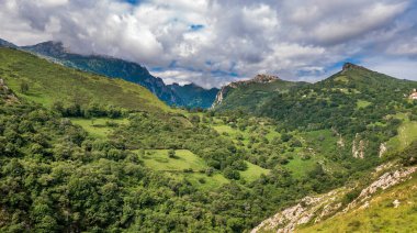 Dağ Sırası, Picos de Europa Ulusal Parkı, Asturias, İspanya, Avrupa