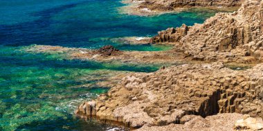 Punta Baja, Lav Akıntıları, Volkanik Kayalar, Cabo de Gata-Nijar Doğal Parkı, UNESCO Biyosfer Rezervi, Sıcak Çöl Bölgesi, Almerya, Endülüs, İspanya, Avrupa