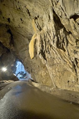 La Cuevona, Road Natural Karst Cave, National Heritage Site, Spanish Cultural Property, Cultural Interest, Cuevas del Agua, Ribadesella, Asturias, İspanya, Avrupa