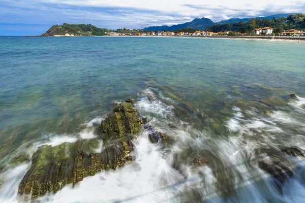 Strand Santa Marina Ribadesella Promenade Protrected Landskap Oriental Coast Asturias — Stockfoto