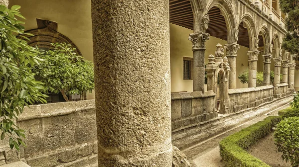 ユステ修道院 15世紀ゴシック ルネサンス様式 ヨーロッパ遺産ラベル スペイン文化財 Cuacos Yuste Comarca Vera Caceres — ストック写真