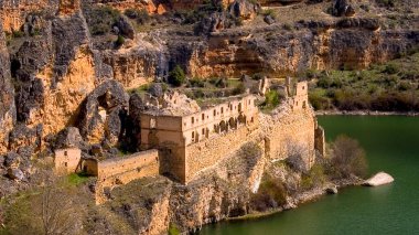 Nuestra Seora de Los Angeles de la Hoz Manastırı, 13. yüzyıl Manastırı Harabeleri, Hoces del Duratn Doğal Parkı, Segovia, Kastilya Leon, İspanya, Avrupa,
