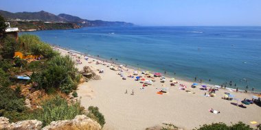 Nerja Sahili, Akdeniz, Costa del Sol, Nerja, Mlaga, Endülüs, İspanya, Avrupa 