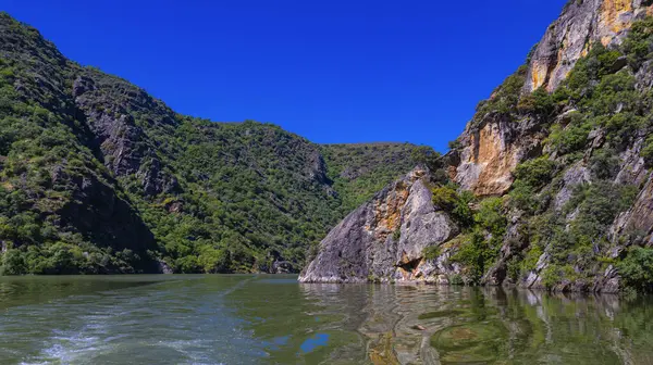 Sokak Sahnesi, Geleneksel Mimari, Muros de Nalon, Principado de Asturias, İspanya, Avrupa