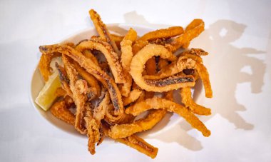 Kızarmış kalamar, İspanyol lezzeti, İspanyol gastronomisi, Cantabria, İspanya, Avrupa