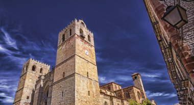 Siguenza Katedrali, Santa Maria de Siguenza Katedrali, 12. yüzyıl Romanesk Tarzı, İspanyol Kültür Mirası, Siguenza, Guadalajara, Castilla La Mancha, İspanya, Avrupa