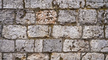 Doğal Taş Duvarlı Döşeme Tasarımı