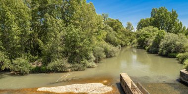 Baraj, Kastilya Kanalı, 18-19. Yüzyıl Hidrolik Mühendisliği, Ulusal Miras Alanı, Kültür Malları, Herrera del Pisuerga, Palencia, Kastilya ve Leon, İspanya, Avrupa