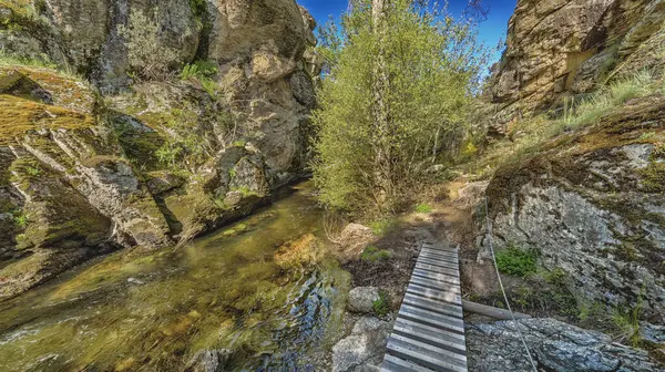 Balıkçı Yolu, Cega Nehri Ravine Yolu, Cega Nehri Geçidi, La Velilla, Pajares de Pedraza, Pedraza, Segovia, Kastilya ve Leon, İspanya, Avrupa