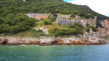 Fuerte de San Carlos, 1689 Cannons Kalesi, İspanya Kültür Mülkiyeti, Monte Buciero, Santona, Trasmiera Comarca, Cantabria, İspanya, Avrupa