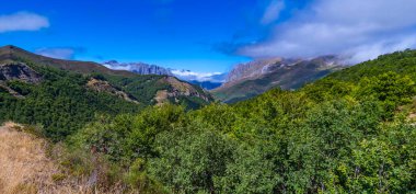 Pandetrave Bakış Alanı 'ndan Picos de Europa Ulusal Pak, Pandetrave Dağı Geçidi, Leon, Kastilya ve Leon, İspanya, Avrupa