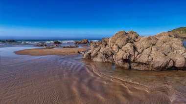 Playa Madre, La Espasa Plajı, Punta Melin Beciella Burnu, Caravia Baja, Asturias, İspanya, Avrupa