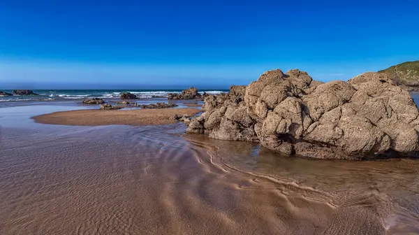 Playa Madre, La Espasa Plajı, Punta Melin Beciella Burnu, Caravia Baja, Asturias, İspanya, Avrupa