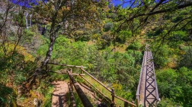 Faia da Agua Alta Şelale Yürüyüş Yolu, Douro Uluslararası Doğal Parkı, ZEC, ZEPA, Biyosfer Rezervi, Portekiz, Avrupa