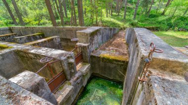 Azud del Acueducto Yürüyüş Yolu, Guadarrama Dağları Yürüyüş Yolu, Sierra de Guadarrama Milli Parkı, Segovia, Castilla y Leon, İspanya, Avrupa