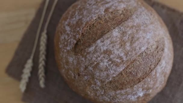 One Fresh Rye Bread Fiber Baggy Napkin Three Ears Lies — Stockvideo
