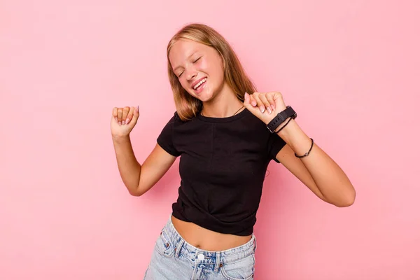 Caucasien Adolescent Fille Isolé Sur Fond Rose Danse Avoir Plaisir — Photo