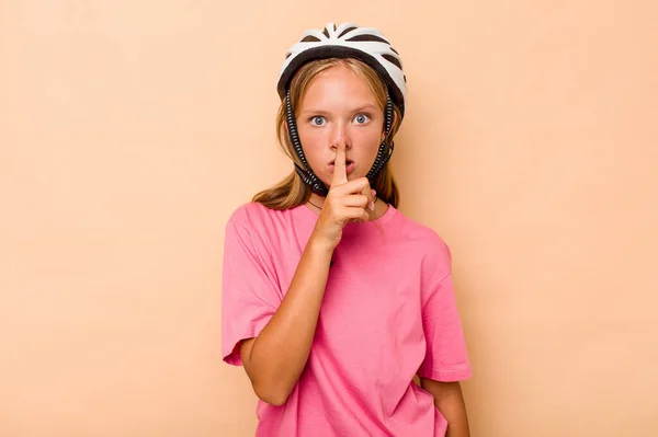 Little Caucasian Girl Wearing Bike Helmet Isolated Beige Background Keeping — Stock Photo, Image