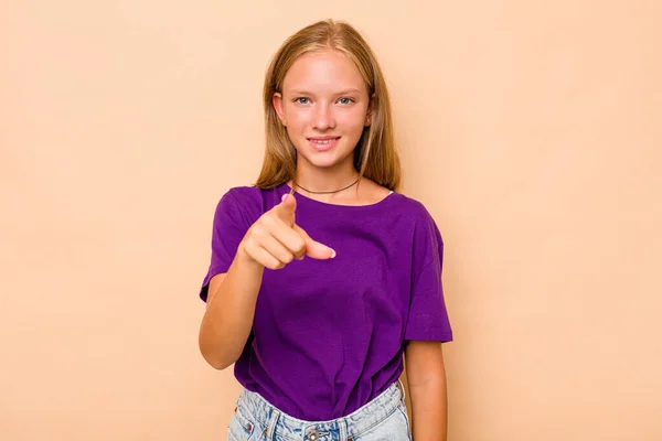 Caucasian Teen Girl Isolated Beige Background Cheerful Smiles Pointing Front — Stock Photo, Image
